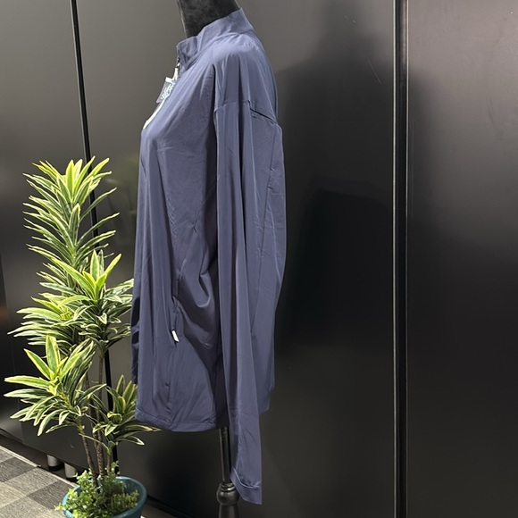 ALETEO WANG UPF 50+ moisture wicking,zip up,hip zip pockets,stretch,soft, light - Picture 5 of 12